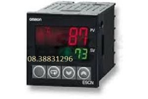 Bộ điều khiển nhiệt độ Omron E5CN-HT