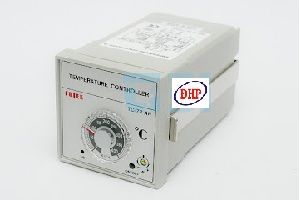 Bộ điều khiển nhiệt độ Fotek TC72ANR2